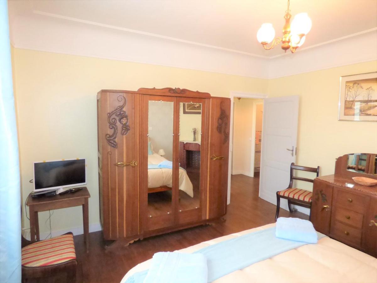 Les Tibles Bed and Breakfast Nanthiat Esterno foto