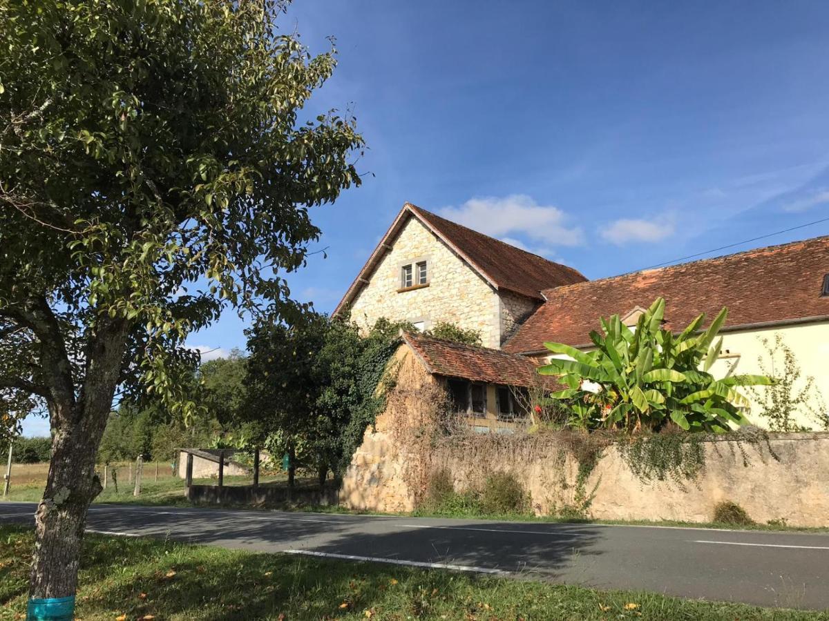 Les Tibles Bed and Breakfast Nanthiat Esterno foto